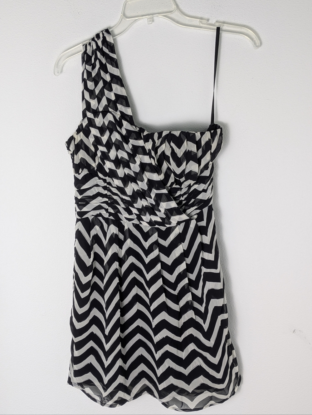 H&M CHEVRON STRIPE ONE-SHOULDER PLEATED Mini Dress New SZ 8 Built-in Bra New